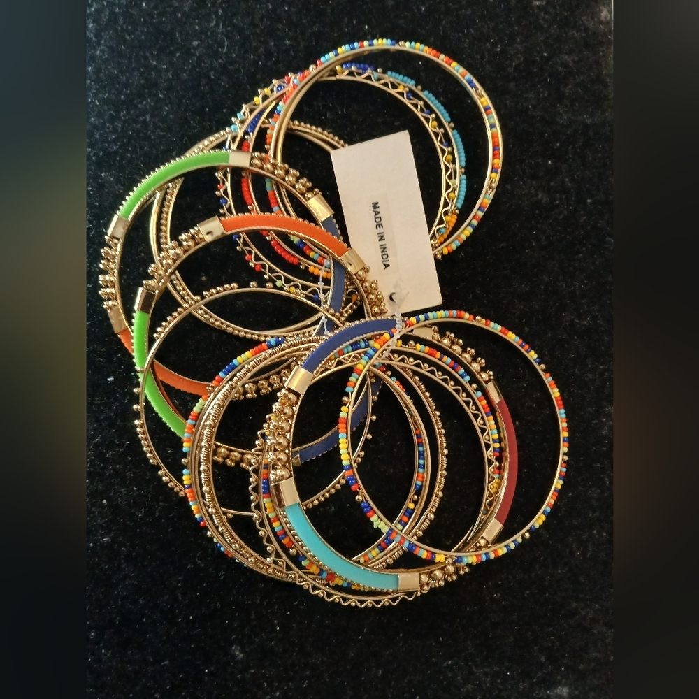 Amitra Singh Bangle Collection - Picture 4 of 5